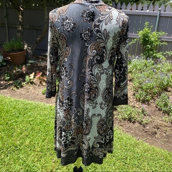 ❤️❤️FLIRTY DRESS❤️ - Picture 6 of 8